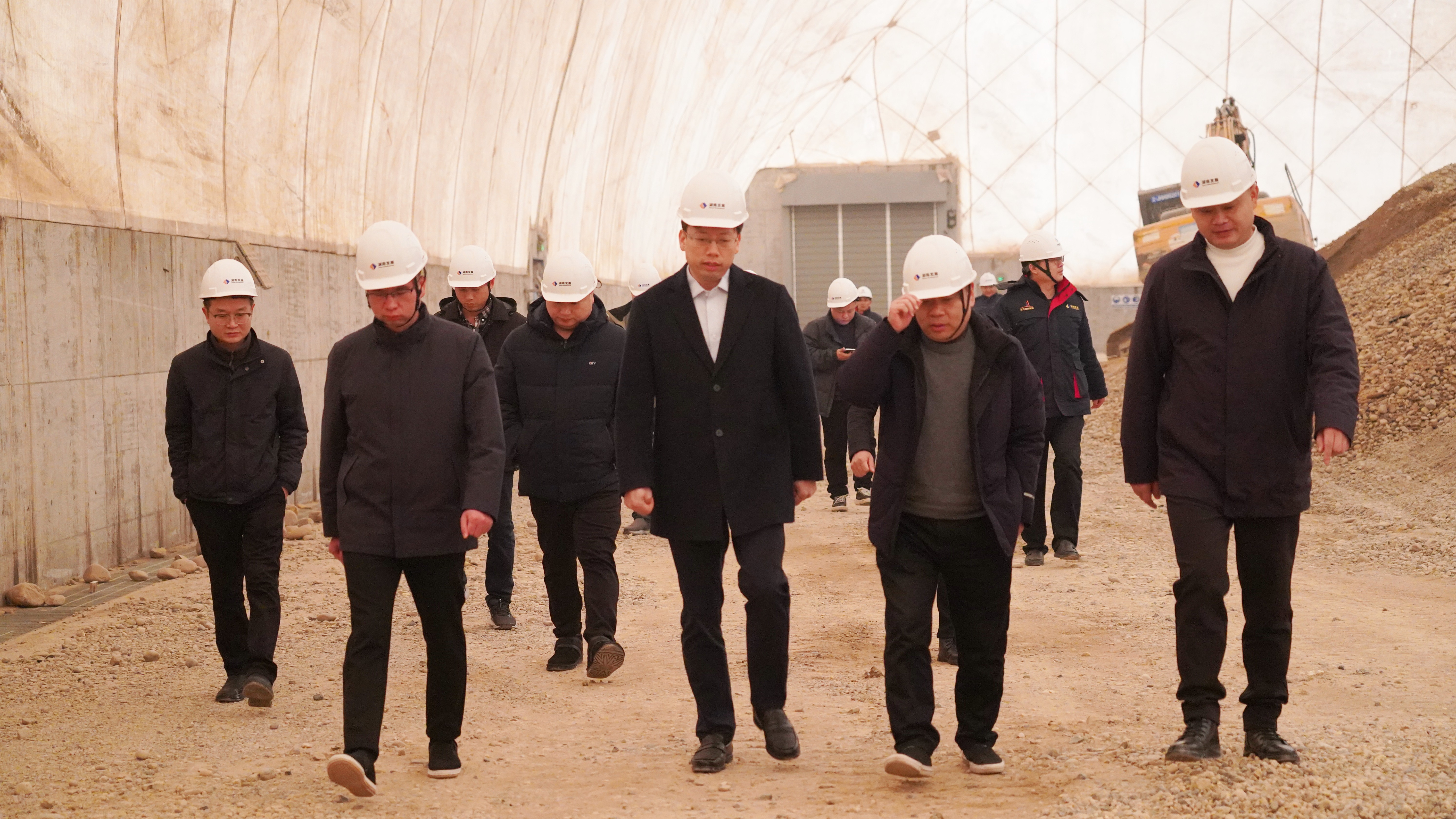 沅江市委副书记张心镜一行调研华体(中国)机制砂和砂石集散中心项目
